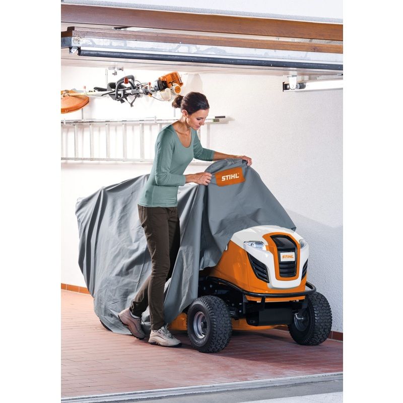 Покривало  AAH 300 STIHL за тракторни косачки 